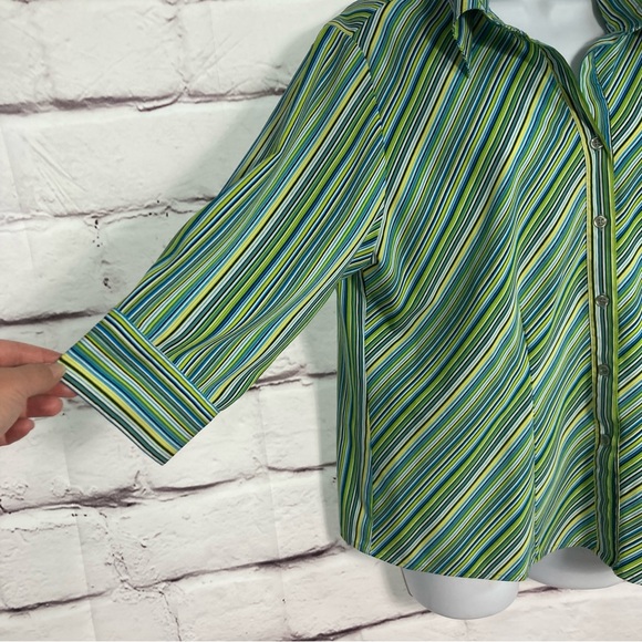 Appàrenza Stretch Button down Shirt SZ PL Green Stripes 3/4 Sleeves EUC - Picture 4 of 8